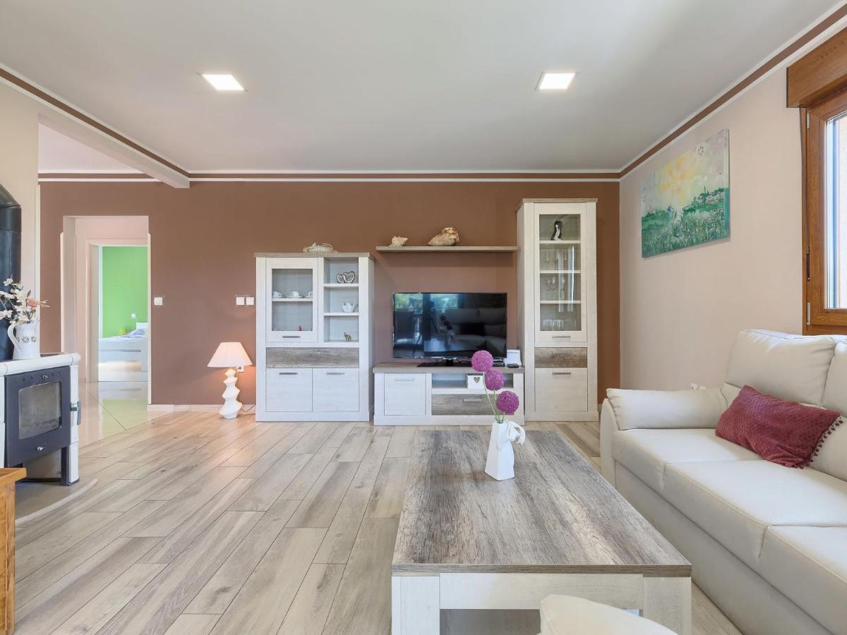 Holiday Home Villa Aniva By Interhome Žminj Екстериор снимка